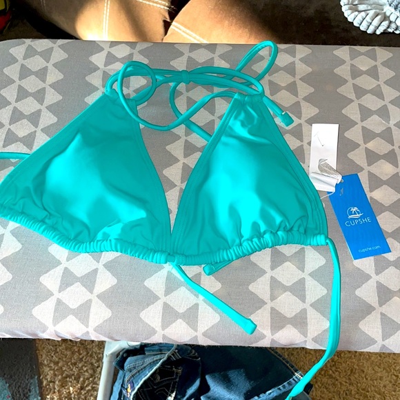 Cupshe swimsuit size medium - Picture 2 of 3